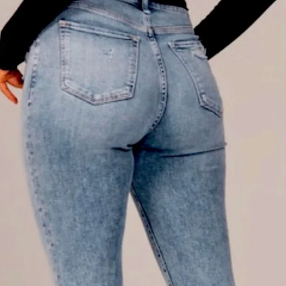 Abercrombie & Fitch High Rise Light Blue Jeans